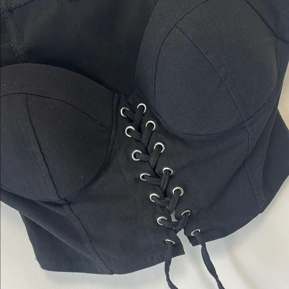 Haute Monde Sz Medium Black Puff Sleeve Lace-Up Crop Top - Picture 2 of 9